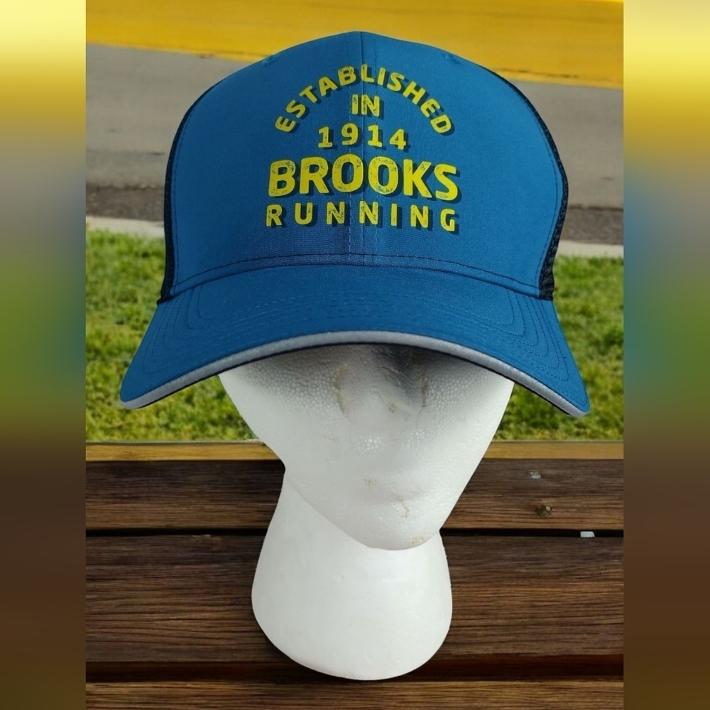 Brooks Running Shoes Trucker Hat Snapback Drifit Breathable Gym Track Exercise
